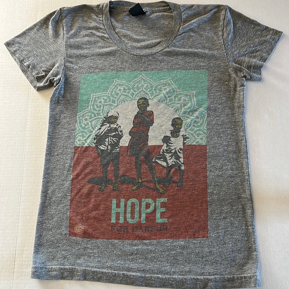 Obey Hope for Darfur Tshirt Size Small